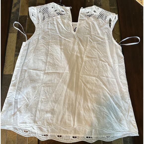 white house black market White Mesh And Cutwork Shell Sleeveless Blouse Medium - Picture 4 of 8